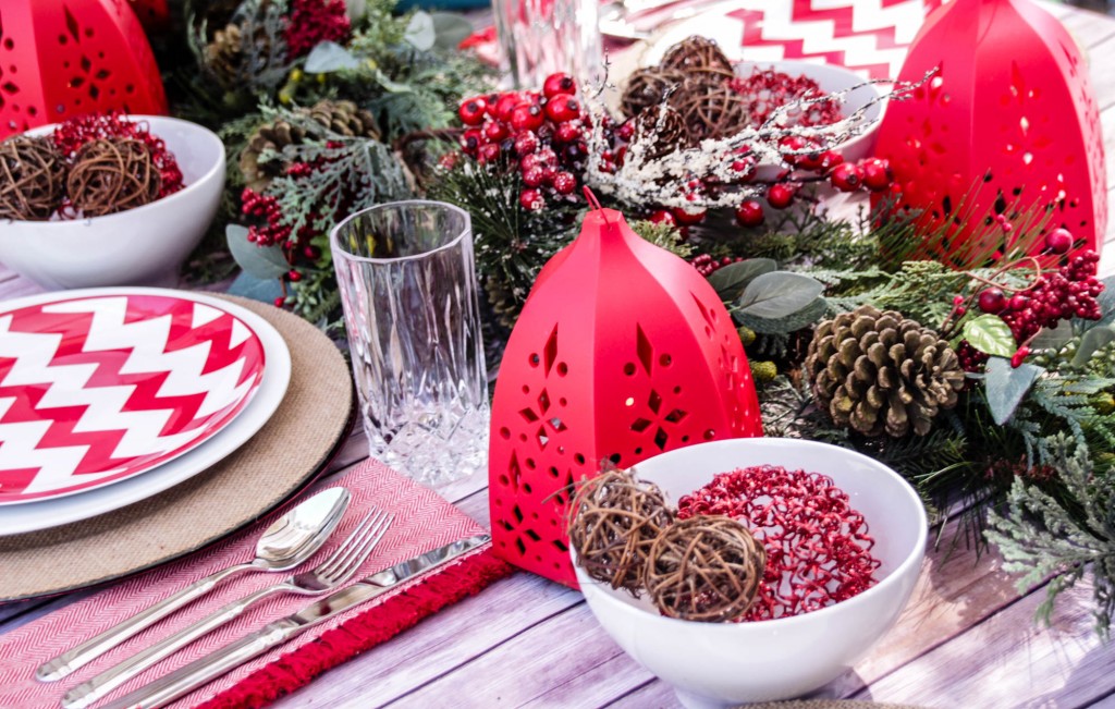 Red and White Chevon Natural Christmas Tablescape-18